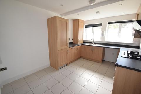 25 Homers Road, Windsor, SL4 5RG