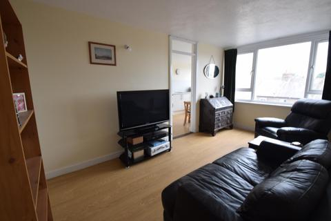16 Christian Square, Windsor, SL4 1TB