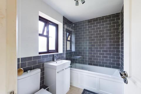 18 Cherry Way, Horton, Slough, SL3 9PU