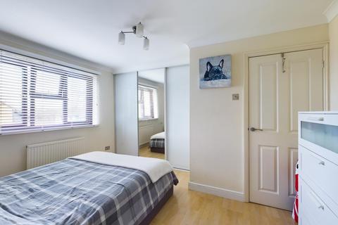 18 Cherry Way, Horton, Slough, SL3 9PU