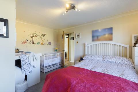 16 Cherry Way, Horton, Slough, SL3 9PU