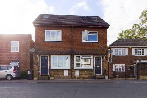 High Street, Wraysbury, Berkshire, TW19
