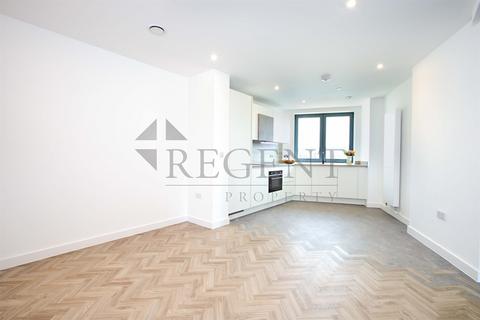 1 bedroom apartment to rent, River Apartments, Gillender Street, E3