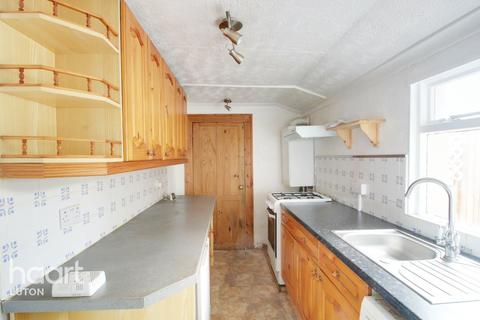 50 Ashton Road, Luton, LU1 3QE
