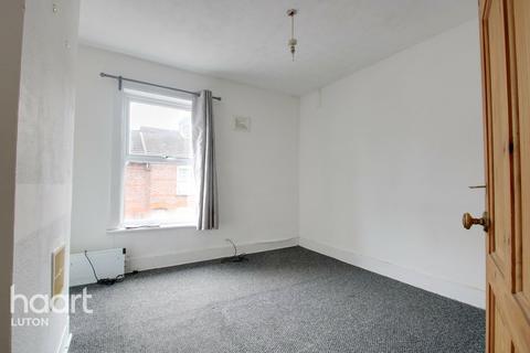 50 Ashton Road, Luton, LU1 3QE