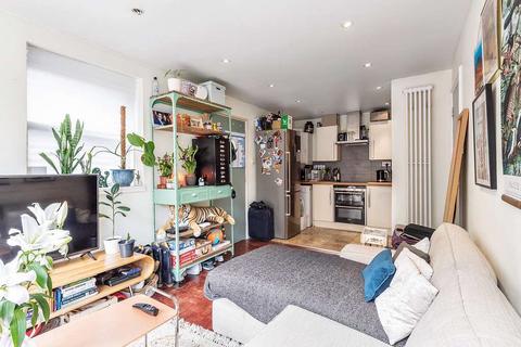 1 Pennethorne Close, London, E9 7HF