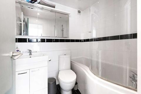 1 Pennethorne Close, London, E9 7HF