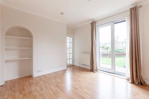 2 bedroom flat to rent, Colinton Mains Terrace, Colinton Mains, Edinburgh, EH13