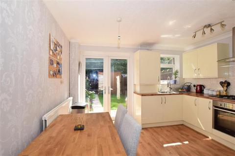 94 Highview, Vigo, Gravesend, DA13 0TQ