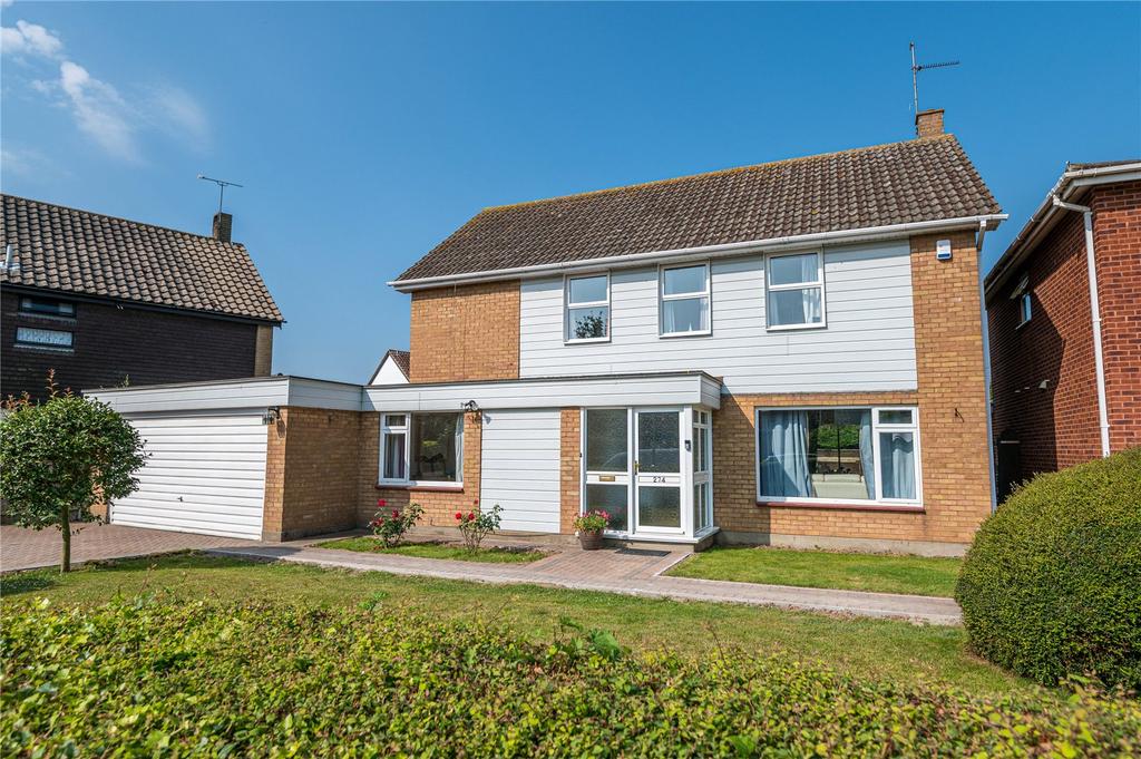 Shoebury Road, Thorpe Bay, SS1 4 bed detached house £695,000