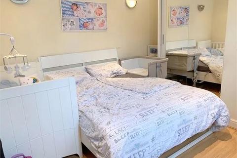 1 bedroom bungalow to rent, Engleheart Road , Catford, London,