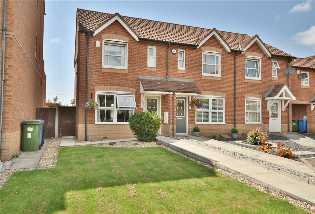 Lytham Court, Euxton, Chorley 2 bed end of terrace house £165,000