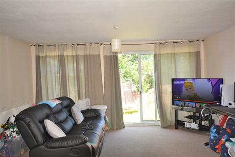 34 Delph Close, Blackburn, BB1 2BL