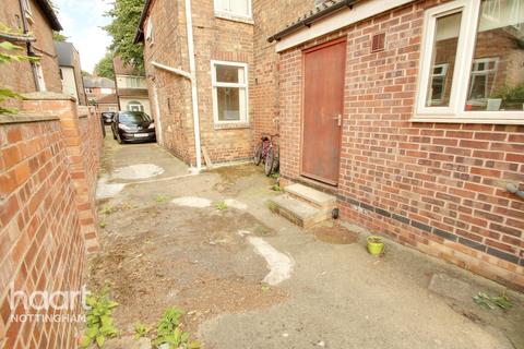 138 Allington Avenue, Nottingham, NG7 1JX