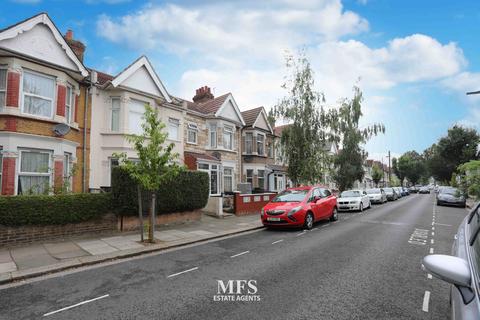 4 bedroom terraced house for sale, Woodlands Road, Southall, UB1