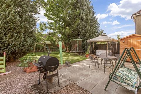 242 Old Glamis Road, Dundee, DD3 0EU