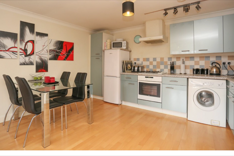 2 bedroom flat to rent, Fitzherbert Drive, Brighton BN2