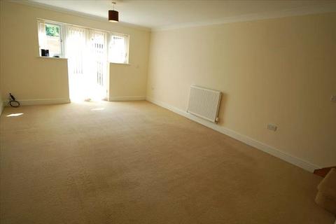 3 bedroom end of terrace house to rent, Mill Park Gardens, Mildenhall, Bury St. Edmunds, Suffolk, IP28