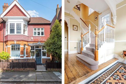 27 Hillcrest Road, Acton, London, W3 9RN