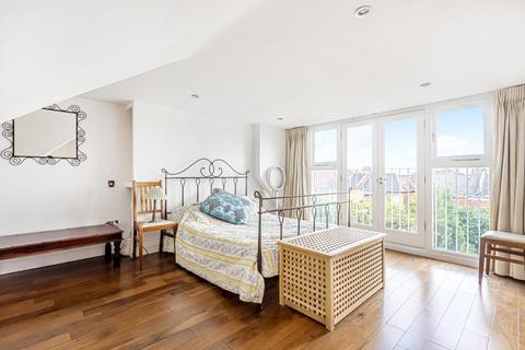 27 Hillcrest Road, Acton, London, W3 9RN