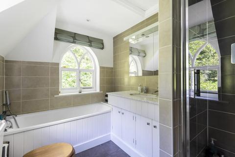 Dell Cottage Convent Lane, Cobham, KT11 1HB