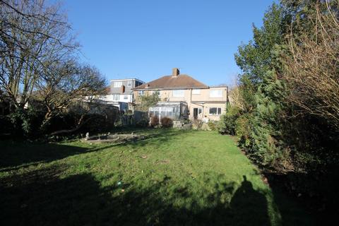 15 Shirley Close, Hounslow, TW3 2HF