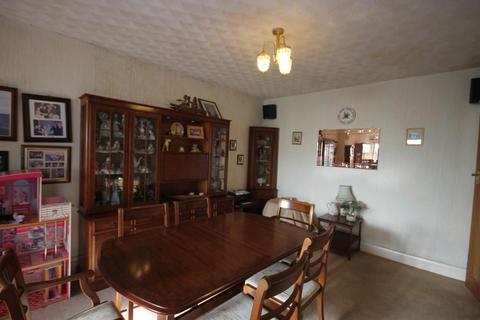 15 Shirley Close, Hounslow, TW3 2HF