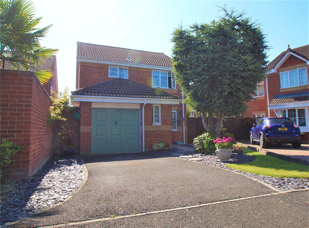 Priestley Way, Burnham On Sea, Somerset, TA8 3 bed detached house £