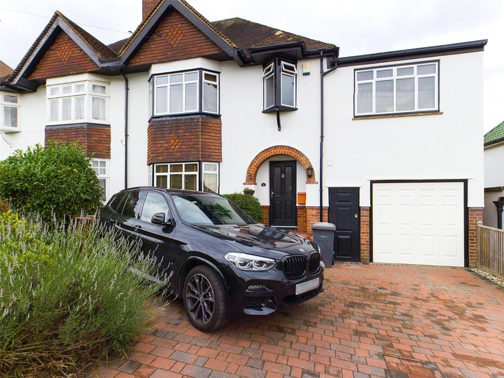 Deakin Leas, Tonbridge, Kent, TN9 4 bed semidetached house £725,000