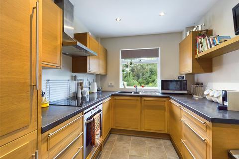 8 Deakin Leas, Tonbridge, TN9 2JU