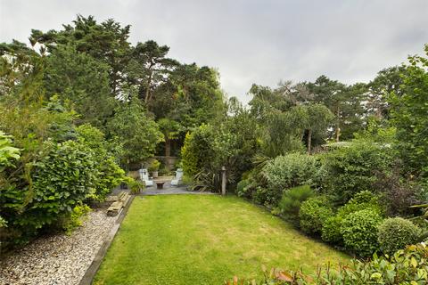8 Deakin Leas, Tonbridge, TN9 2JU