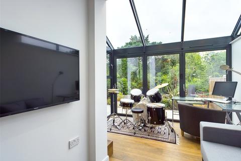 8 Deakin Leas, Tonbridge, TN9 2JU