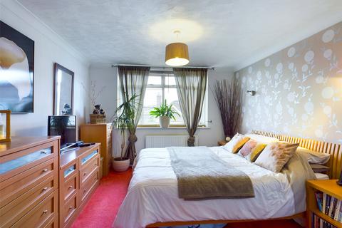 8 Deakin Leas, Tonbridge, TN9 2JU