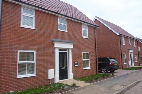 4 bedroom detached house to rent, Harvester Lane, Beck Row, Bury St Edmunds, Suffolk, IP28