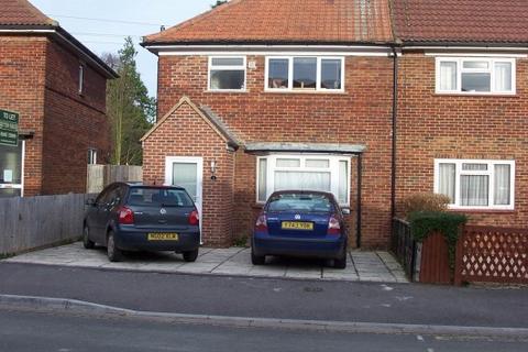 5 bedroom semi-detached house to rent, Valentia Road, Headington, Oxford