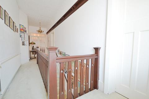 3a Dingle Road, Bournemouth, BH5 2DP