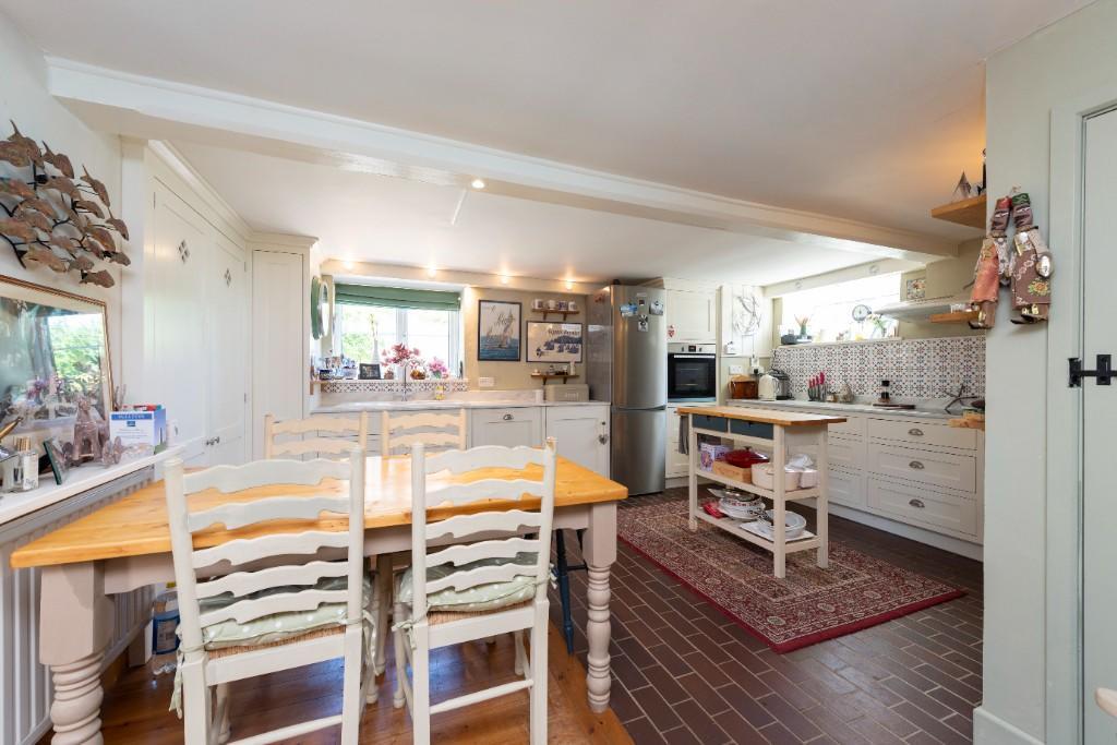 Holton Manor Farm, Holton, Wincanton, Somerset, BA9 2 bed barn