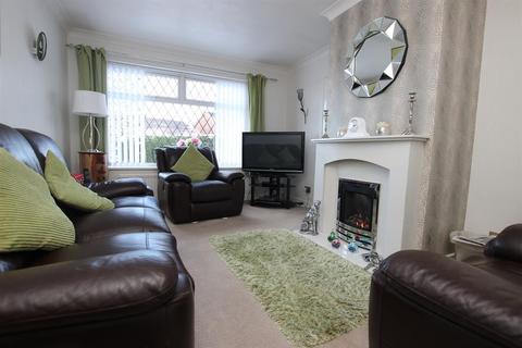 12 Alpine Grove, Blackburn, BB2 4QW