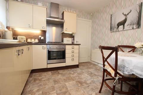 12 Alpine Grove, Blackburn, BB2 4QW