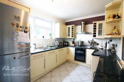 80 Dursley Road, London, SE3 8PG