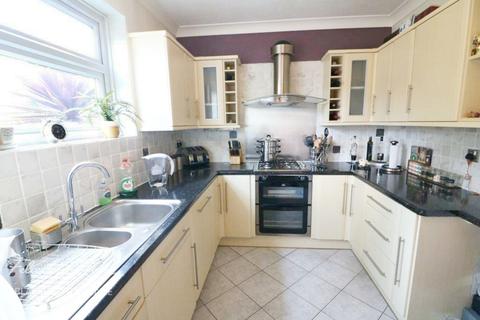80 Dursley Road, London, SE3 8PG