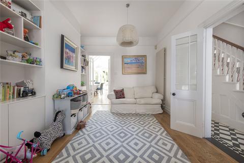 31 Gayville Road, London, SW11 6JW