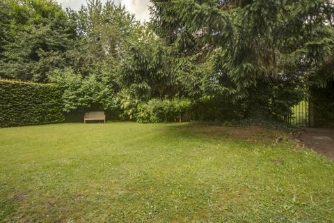 5, Wilton Hollow Amersham Road, Beaconsfield, HP9 2EJ
