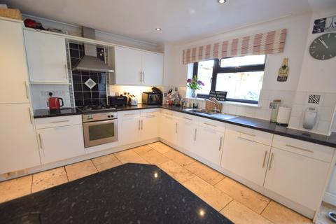Lavender Cottage Heol Gam, Bridgend, CF31 3EU