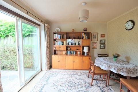 5 Pendennis Road, Orpington, BR6 9BL