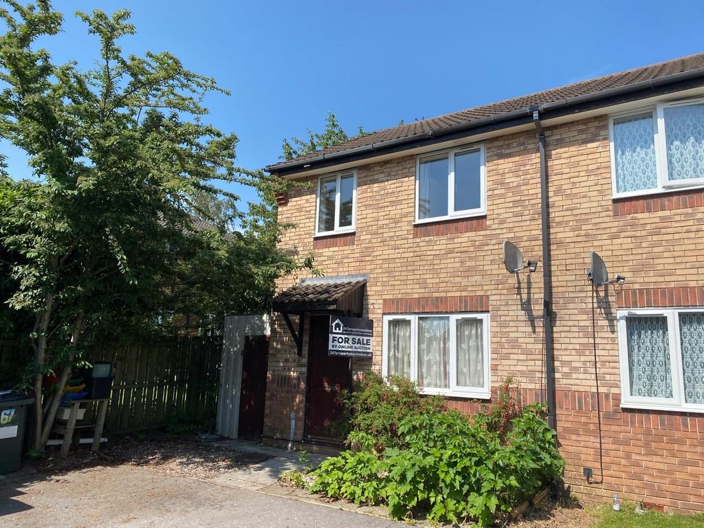 Prince Rupert Way, Heathfield 3 bed semidetached house £125,000