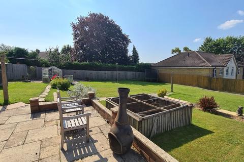 13 Beaumont Crescent, Brackley, NN13 6AS