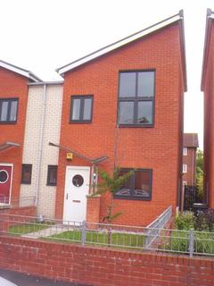 3 bedroom semi-detached house to rent - Newcastle St, Hulme, Manchester. M15 6HF