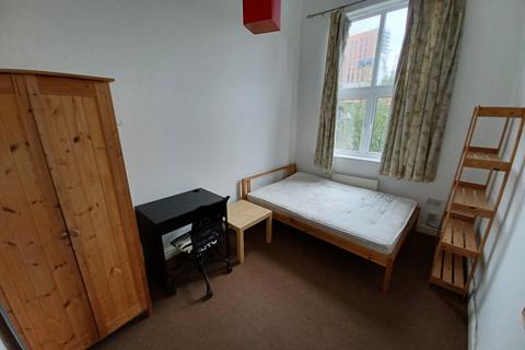 undefined, Newcastle St, Hulme, Manchester. M15 6HF