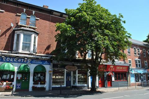 2 bedroom apartment to rent, Northenden Road, Sale